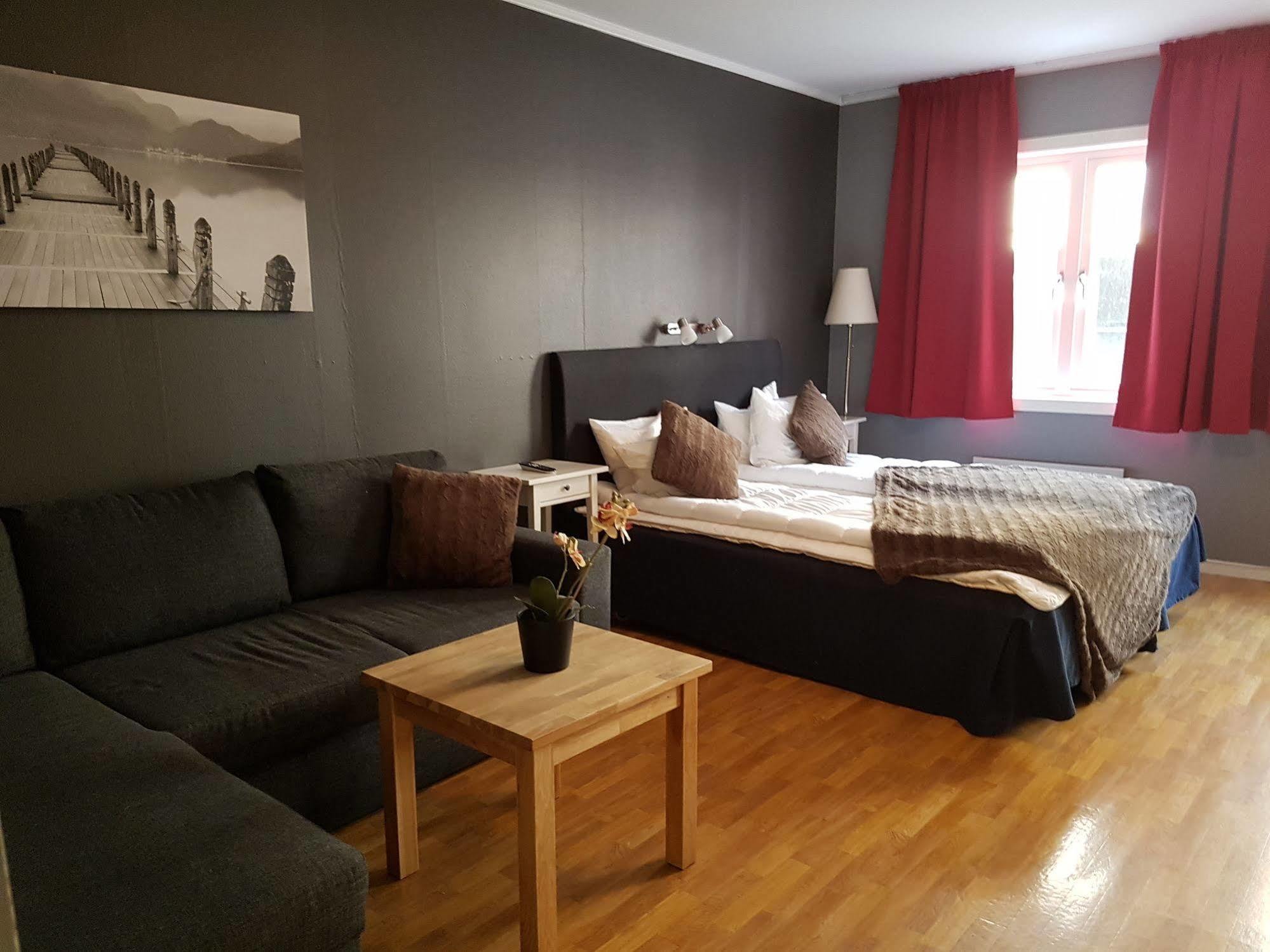 Pensionat Bjoernen Östersund Екстериор снимка