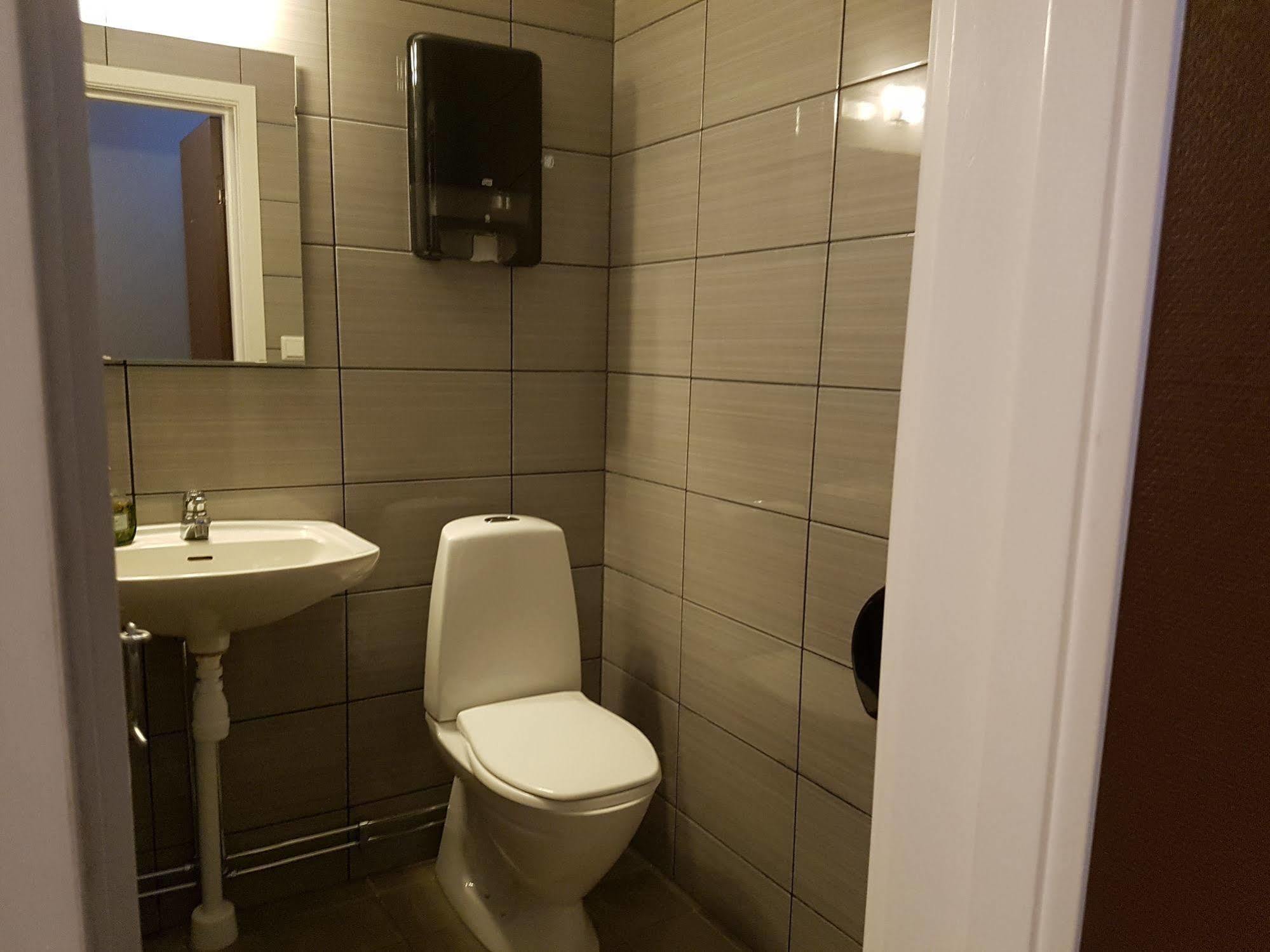 Pensionat Bjoernen Östersund Екстериор снимка